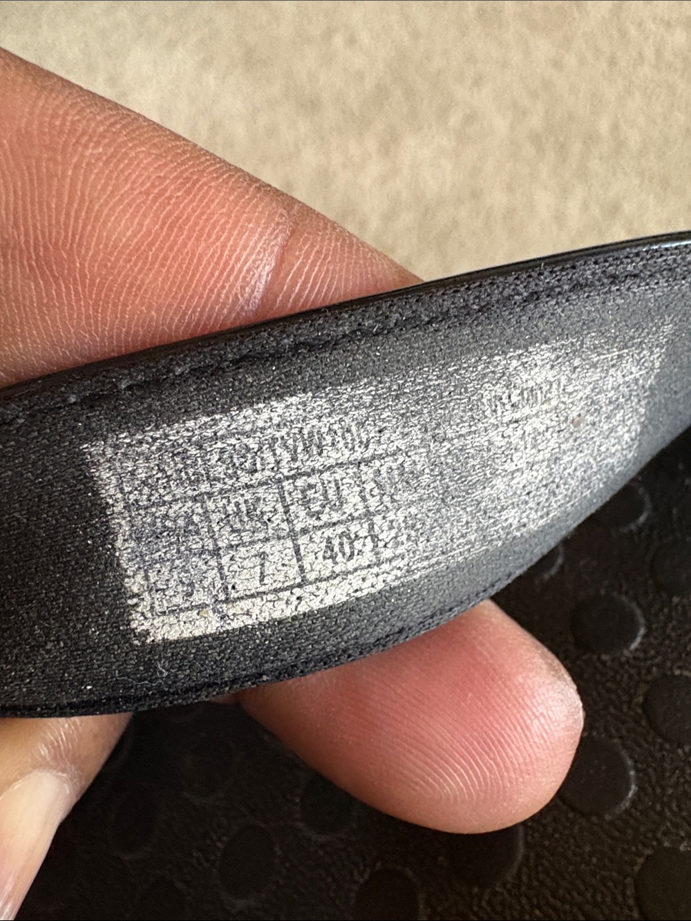 Vionic Black Sequined Textured Strap Flip Flop Sandals-Size 9 - Picture 9 of 11
